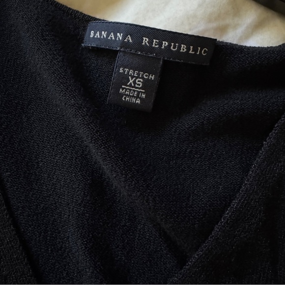 Banana Republic Silk Blend Ruffle Front Tank XS - Picture 5 of 5